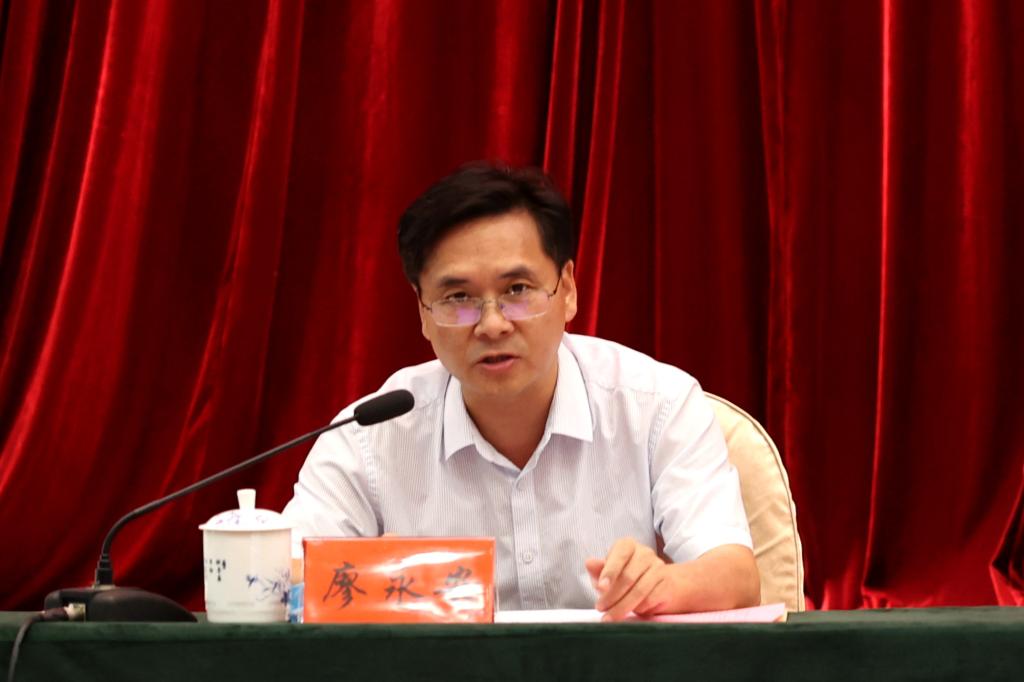 讲春梅故事 学英模精神 育法学新人——加拿大pc走势预测网站pc飞飞与邵阳法院联合开展读书报告会·座谈会